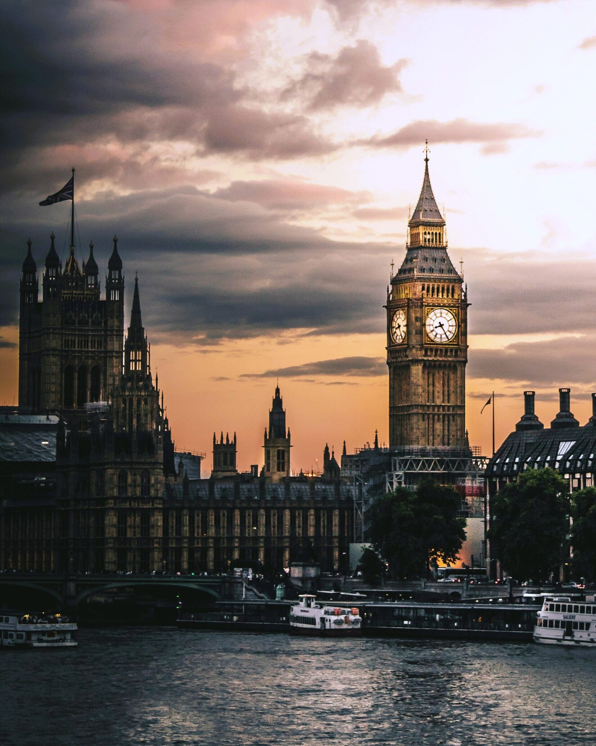 London skyline and Tower Bridge for UK tourist visa services