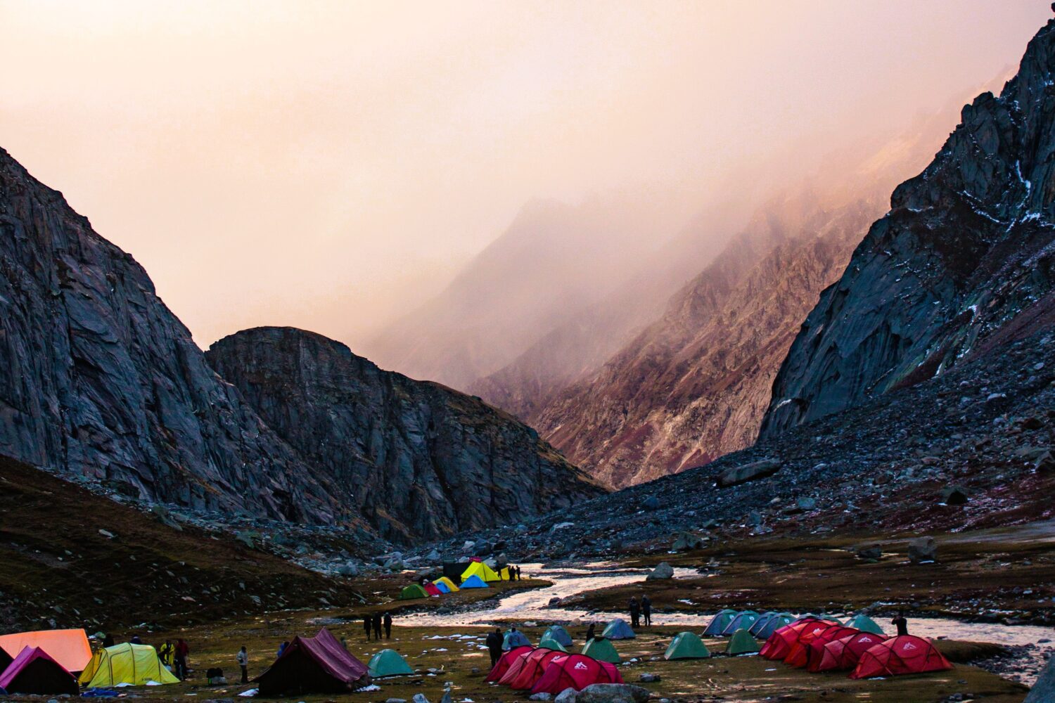 Baltal Base Camp accommodation area