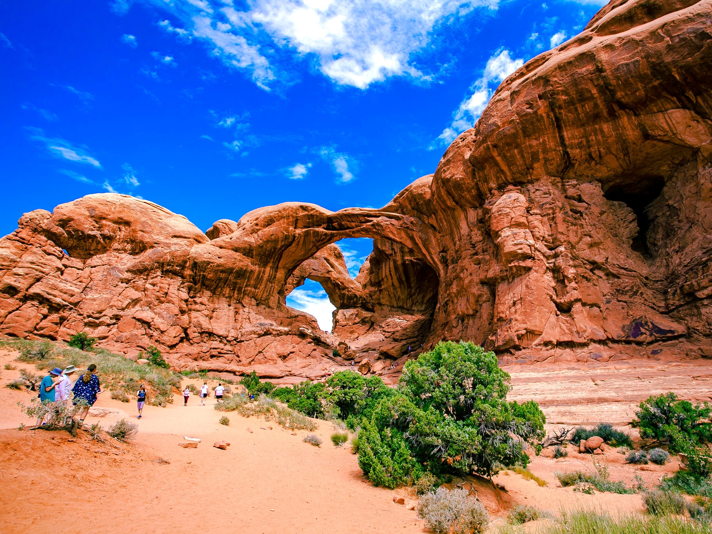 East Coast vs West Coast USA travel experiences and scenic landscapes