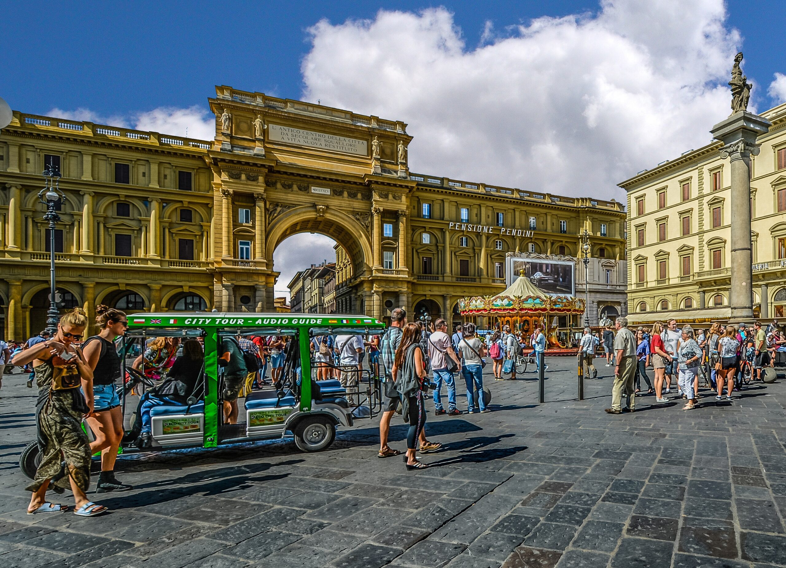 Florence vs Venice comparison guide for travelers choosing an Italian city vacation
