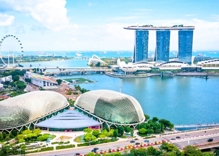 Singapore tourist visa destination featuring Marina Bay Sands and Singapore skyline