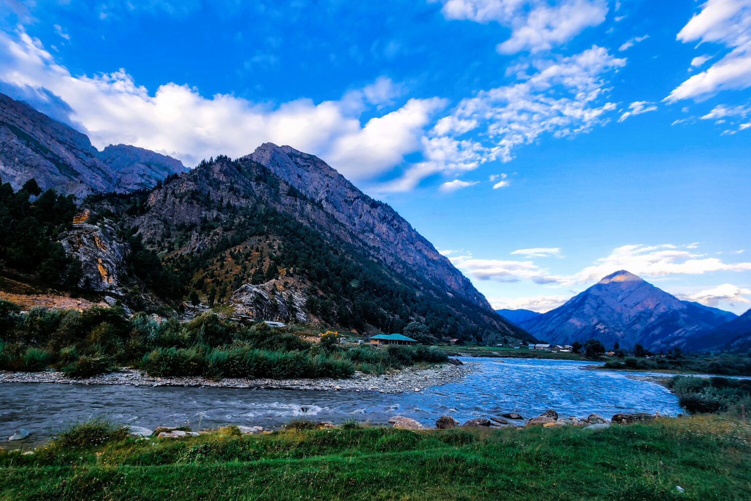 Evening mountain views and river scenery in Sonmarg Kashmir