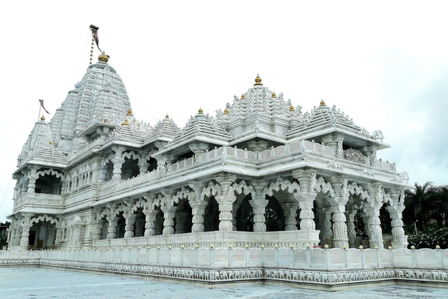 Somnath Temple in Gujarat on a pilgrimage tour featured on a Gujarat Temple Tour