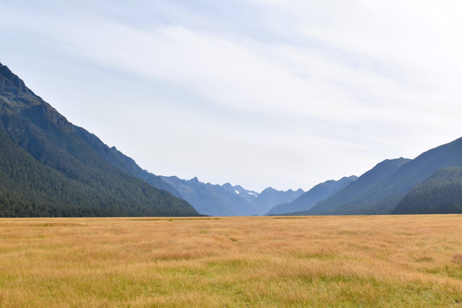 Eglinton Valley featured in New Zealand tour package