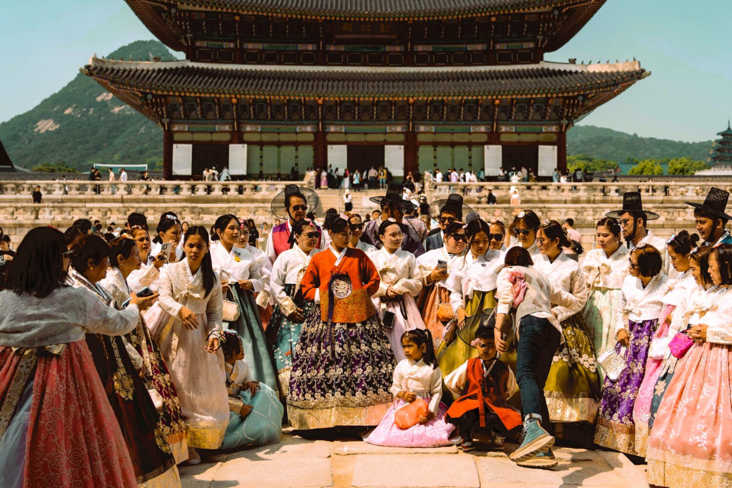 Gyeongbokgung Palace, Seoul featured in South Korea tour package