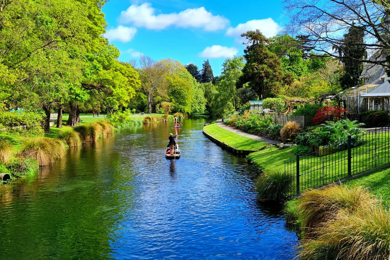 lake featured in New Zealand tour package