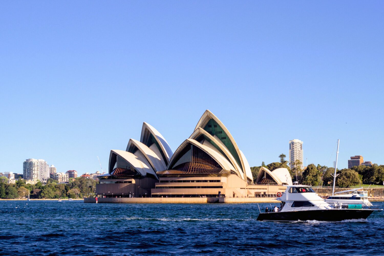 Opera House featured in Australia tour package