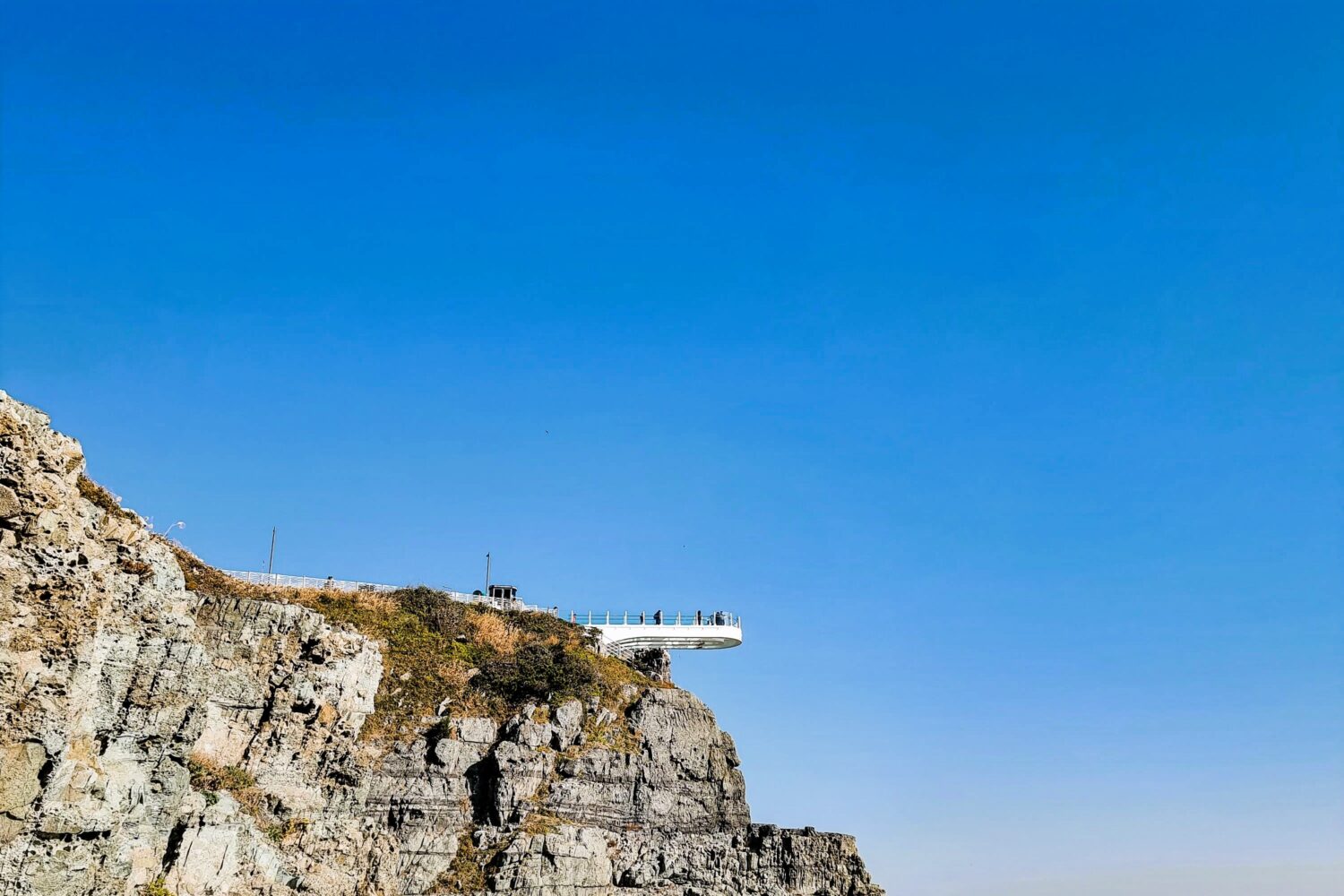 Oryukdo Skywalk featured in South Korea tour package