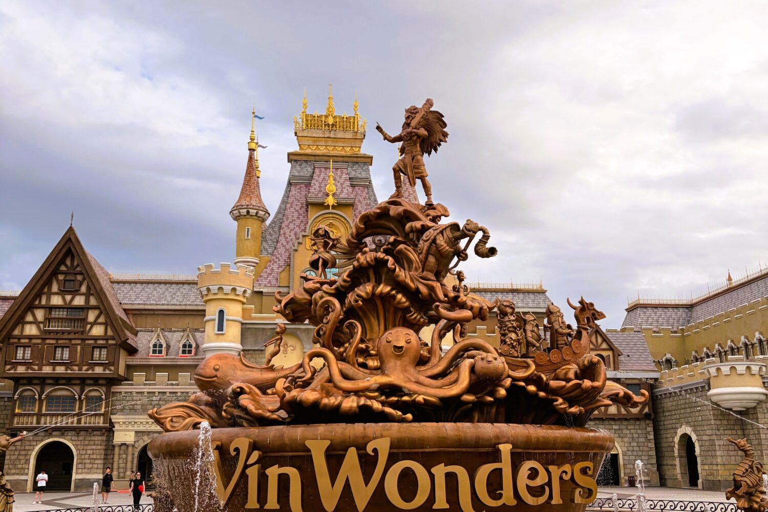 VinWonders theme park in Phú Quốc featured in Vietnam with Phu Quoc tour